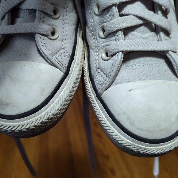 Womens Chuck Taylor All-Star Madison Mid-Top Sneaker SZ US 9 / EU 40 - Picture 3 of 6